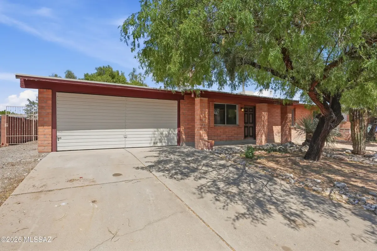 8013 E Manitoba, Tucson, AZ 85730 - #1