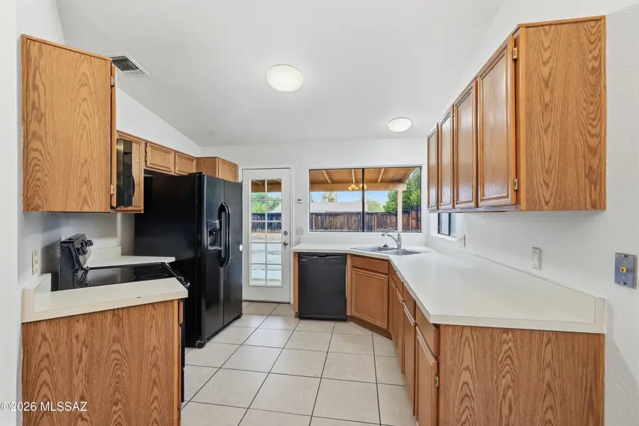 2570 W Sunset, Tucson, AZ 85741 - #2