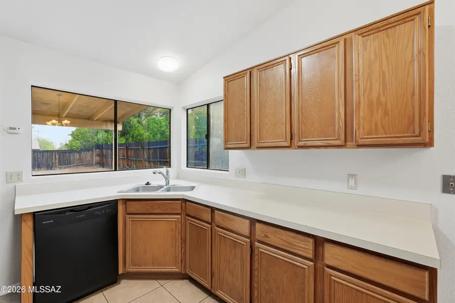2570 W Sunset, Tucson, AZ 85741 - #3