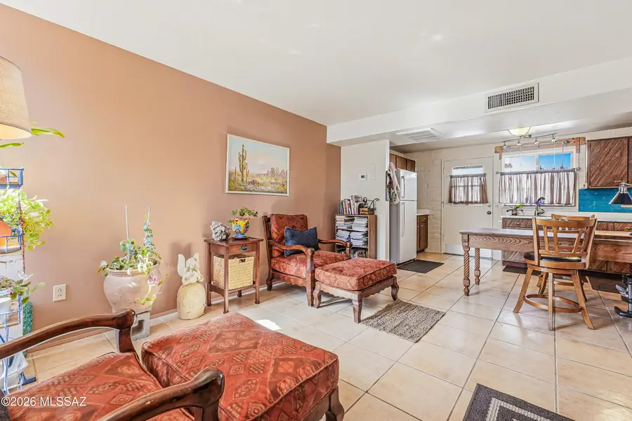 184 S La Caada, Green Valley, AZ 85614 - #3
