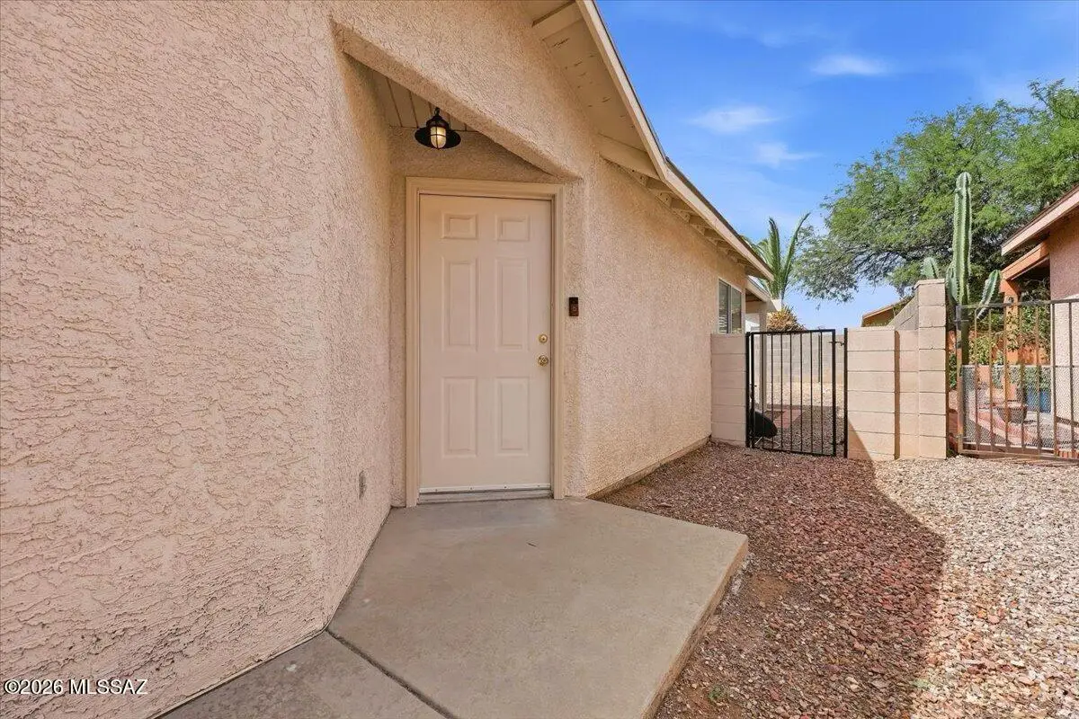 10227 E Paseo Juan Tabo, Tucson, AZ 85747 - #1