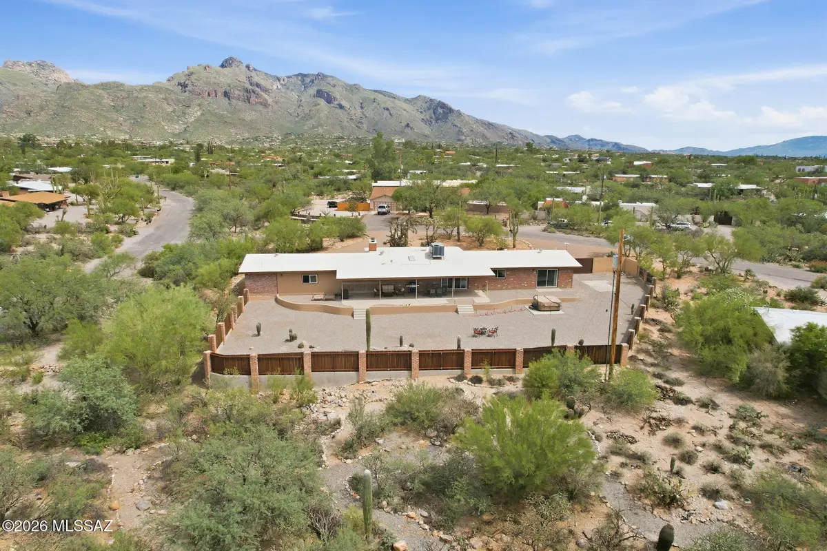 6615 N Camino De La Karina, Tucson, AZ 85718 - #1
