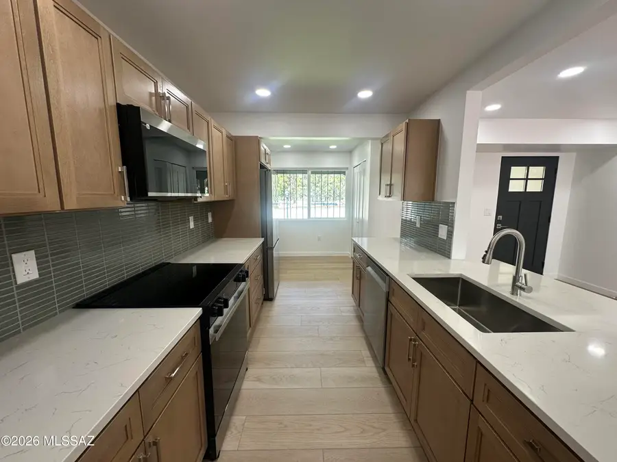 5846 E Grant, Tucson, AZ 85712 - #3