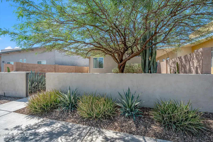 3055 N Dales Crossing, Tucson, AZ 85745 - #3