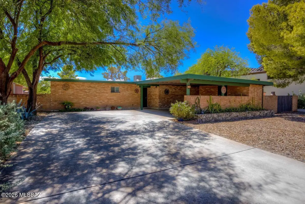 5850 E 3rd, Tucson, AZ 85711 - #1