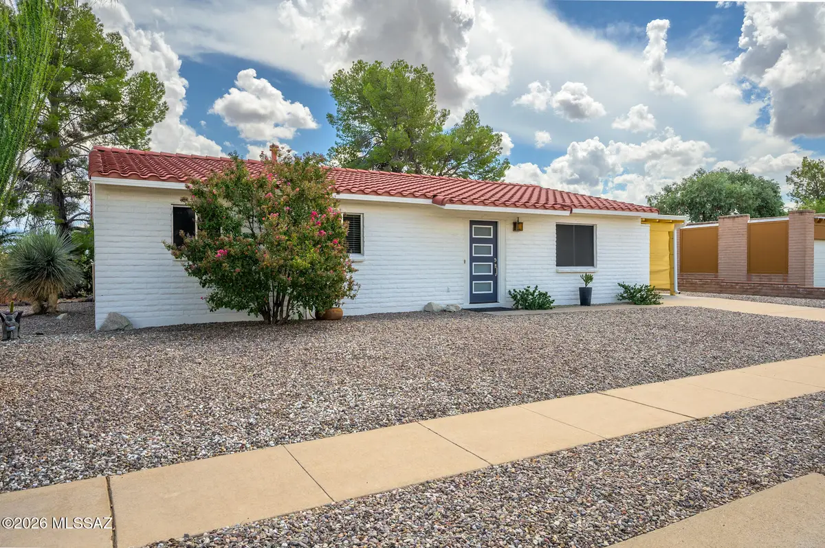 1541 S San Ray, Green Valley, AZ 85614 - #1