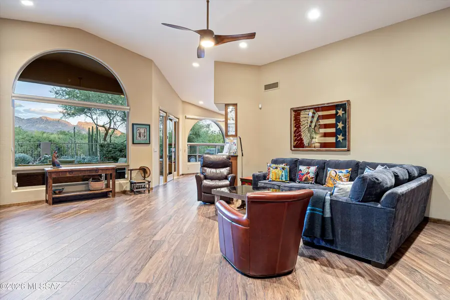 6384 N Desert Wind, Tucson, AZ 85750 - #3