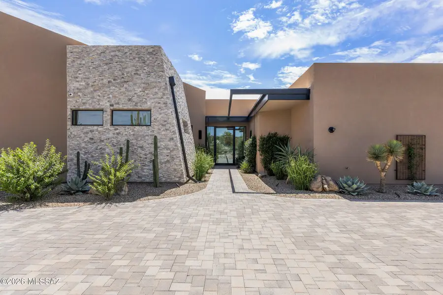 223 W Shimmering Desert, Oro Valley, AZ 85755 - #2