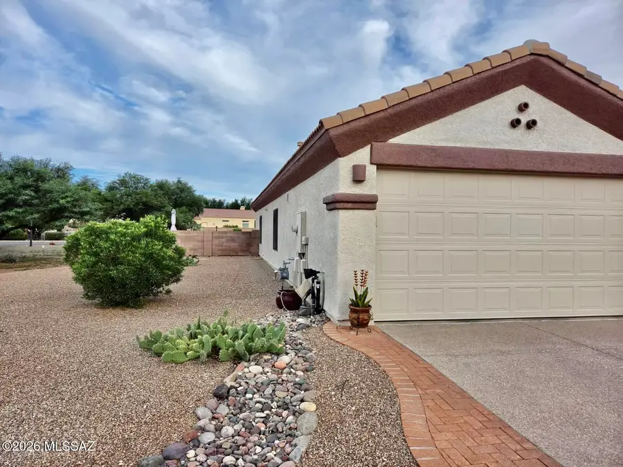 552 W Royal Troon, Green Valley, AZ 85614 - #2
