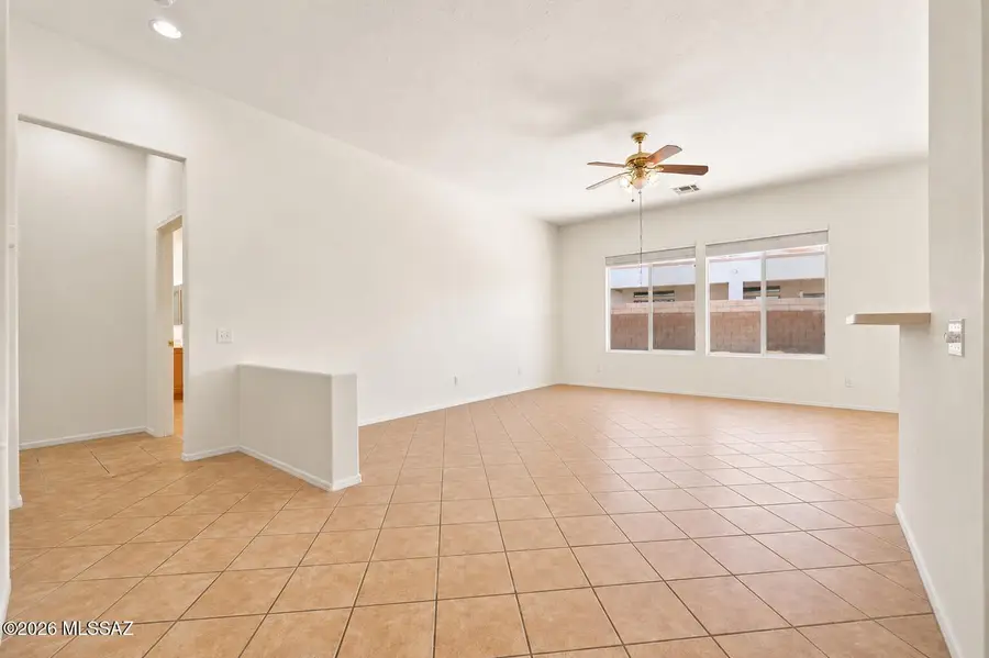 333 W Continental Vista, Green Valley, AZ 85614 - #3