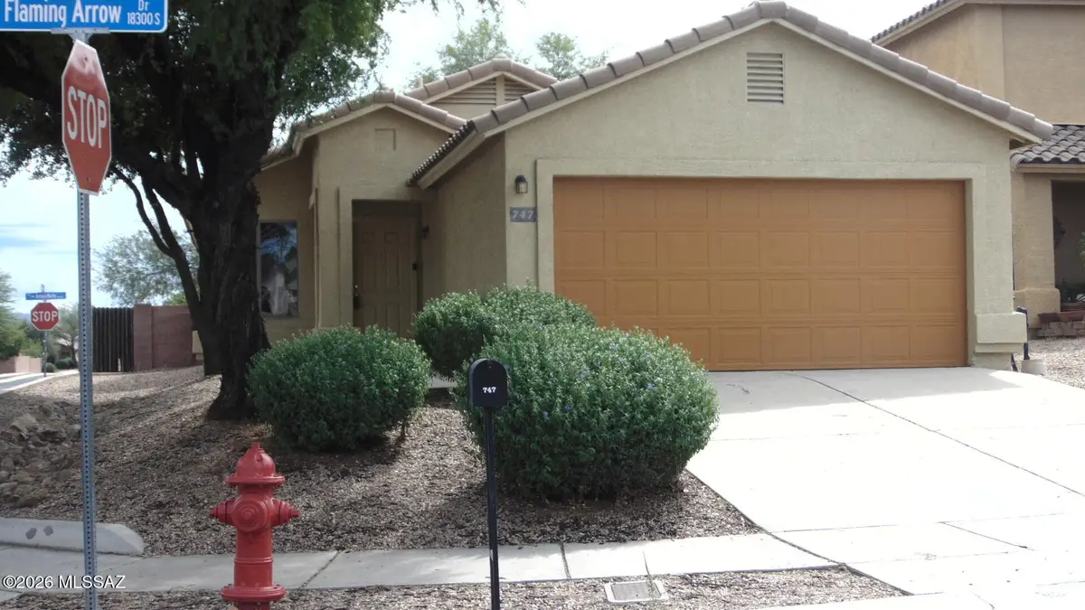 747 W Flaming Arrow, Green Valley, AZ 85614 - #1