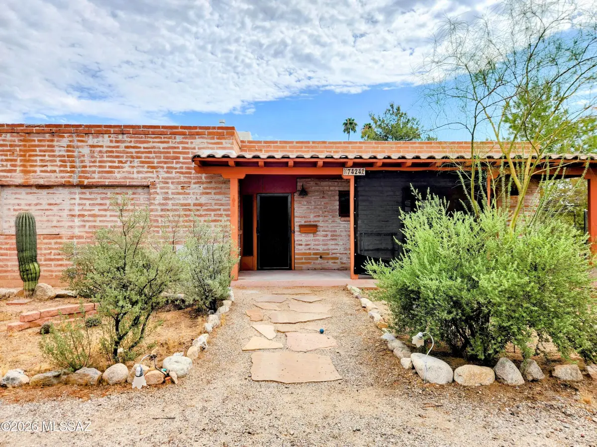 7424 N La Canada, Tucson, AZ 85704 - #1