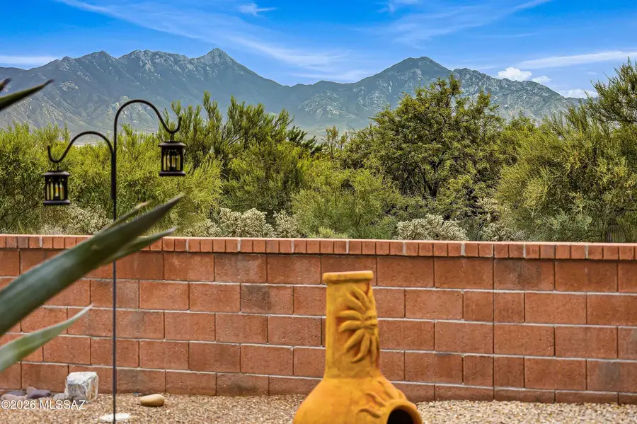 999 W Ashworth, Green Valley, AZ 85614 - #2
