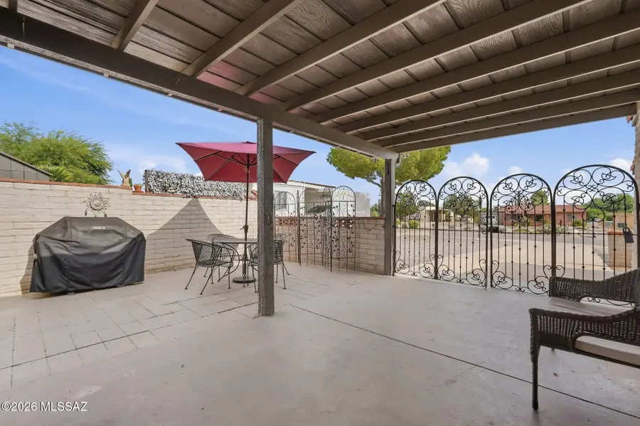 942 S Abrego, Green Valley, AZ 85614 - #3
