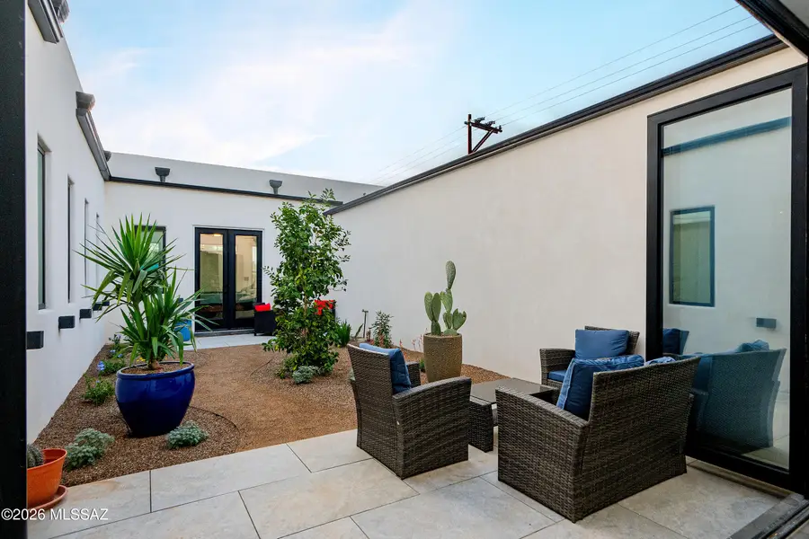 2227 E Helen, Tucson, AZ 85719 - #2