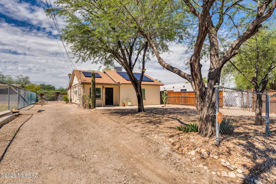 2743 N Cortez, Tucson, AZ 85705 - #2