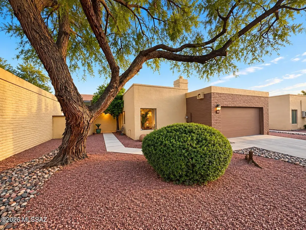 4922 E Water, Tucson, AZ 85712 - #1