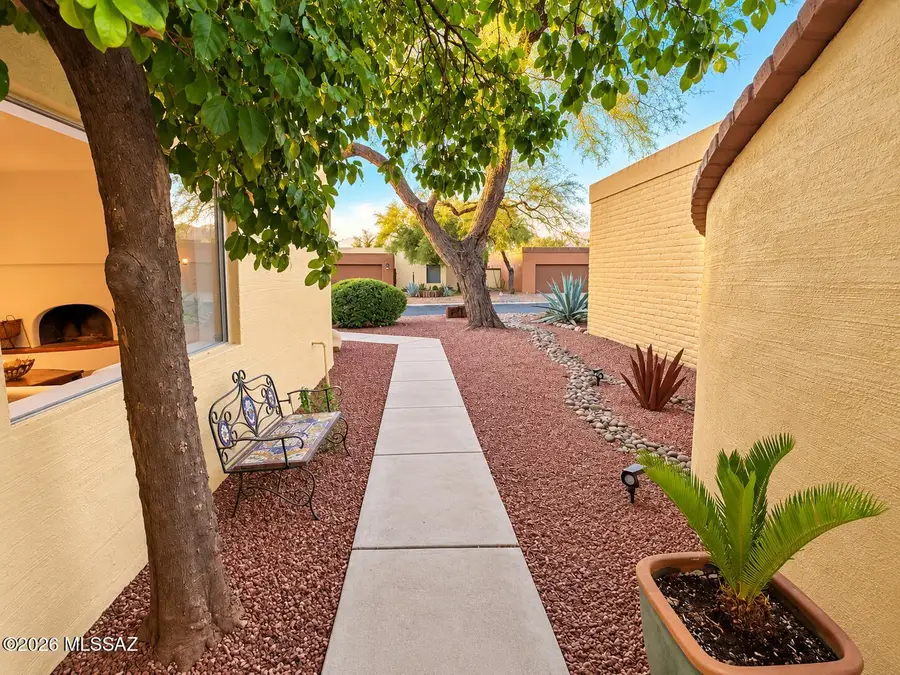 4922 E Water, Tucson, AZ 85712 - #2
