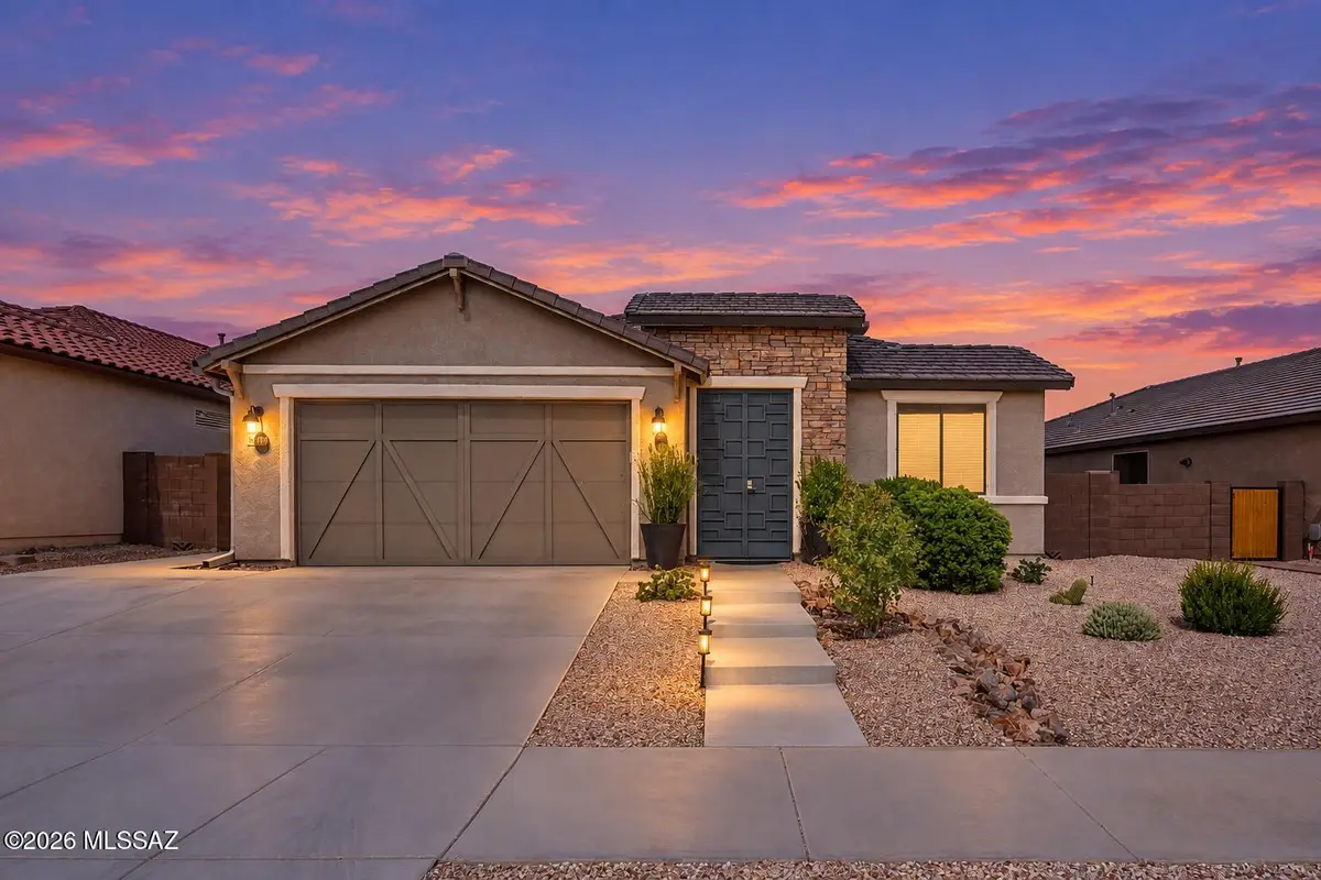 8475 N Van Cleeve, Tucson, AZ 85743 - #1