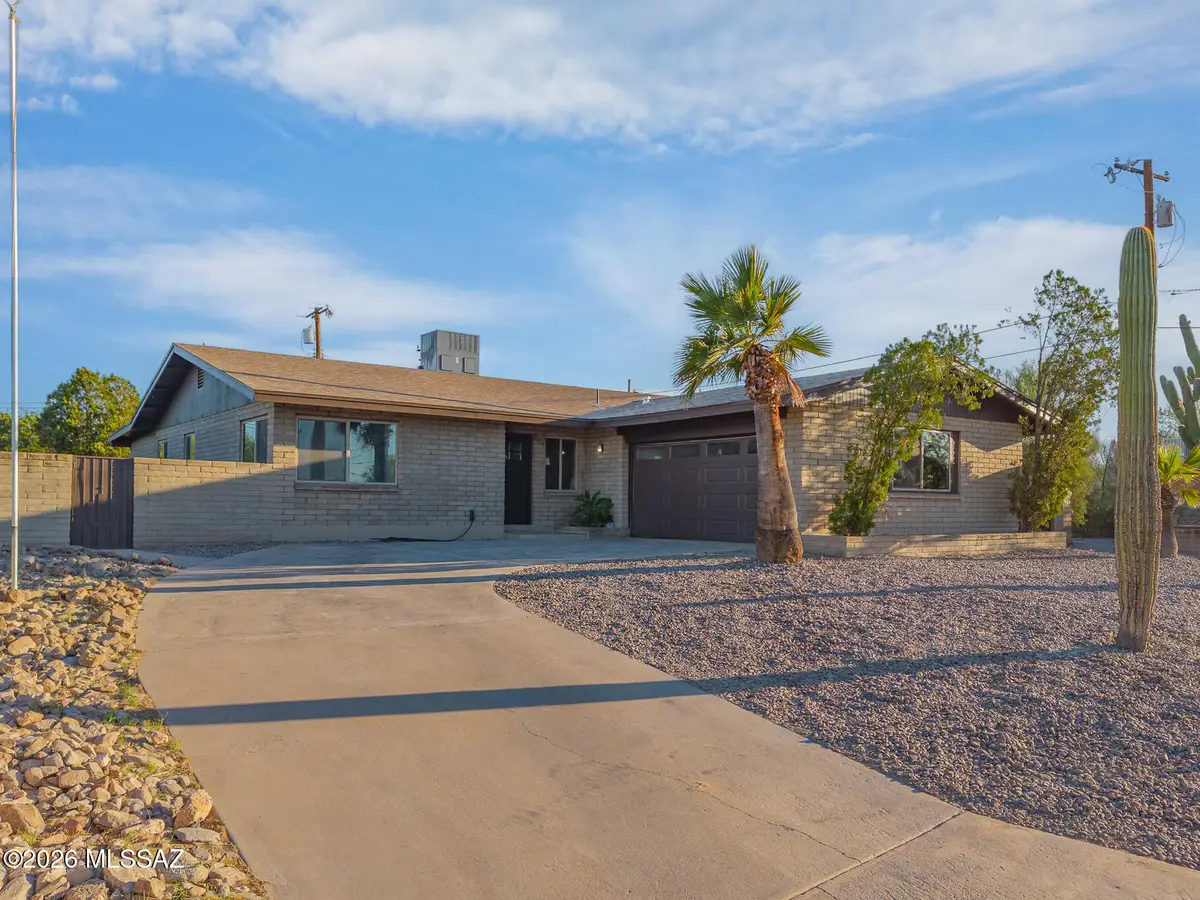 2229 W Window Rock, Tucson, AZ 85745 - #1