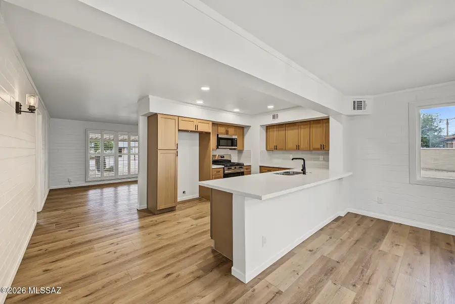 5632 E Calle Aurora, Tucson, AZ 85711 - #3