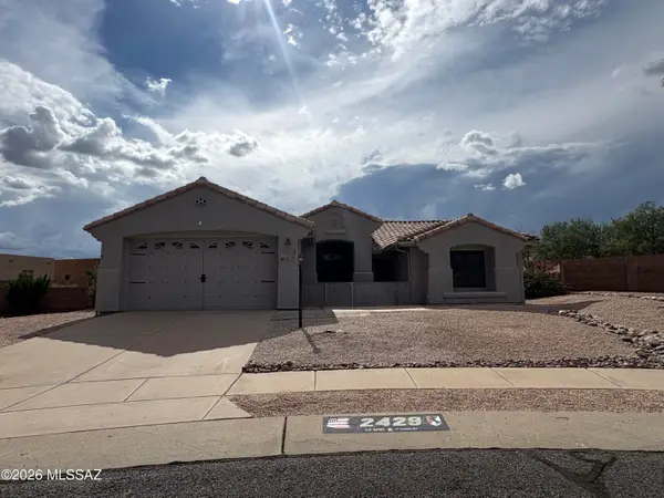 2429 N Camino Reloj, Green Valley, AZ 85614