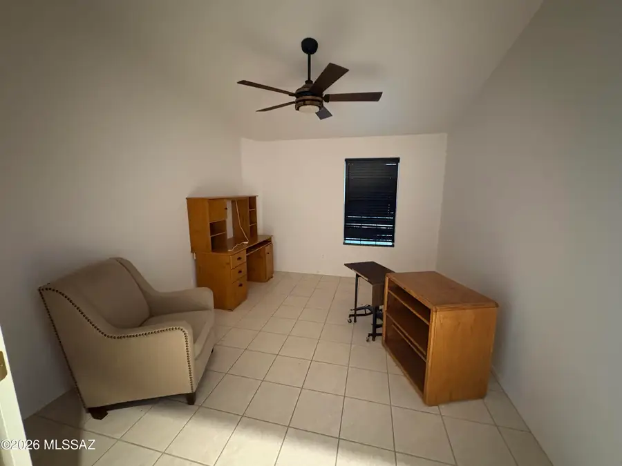 2429 N Camino Reloj, Green Valley, AZ 85614 - #2