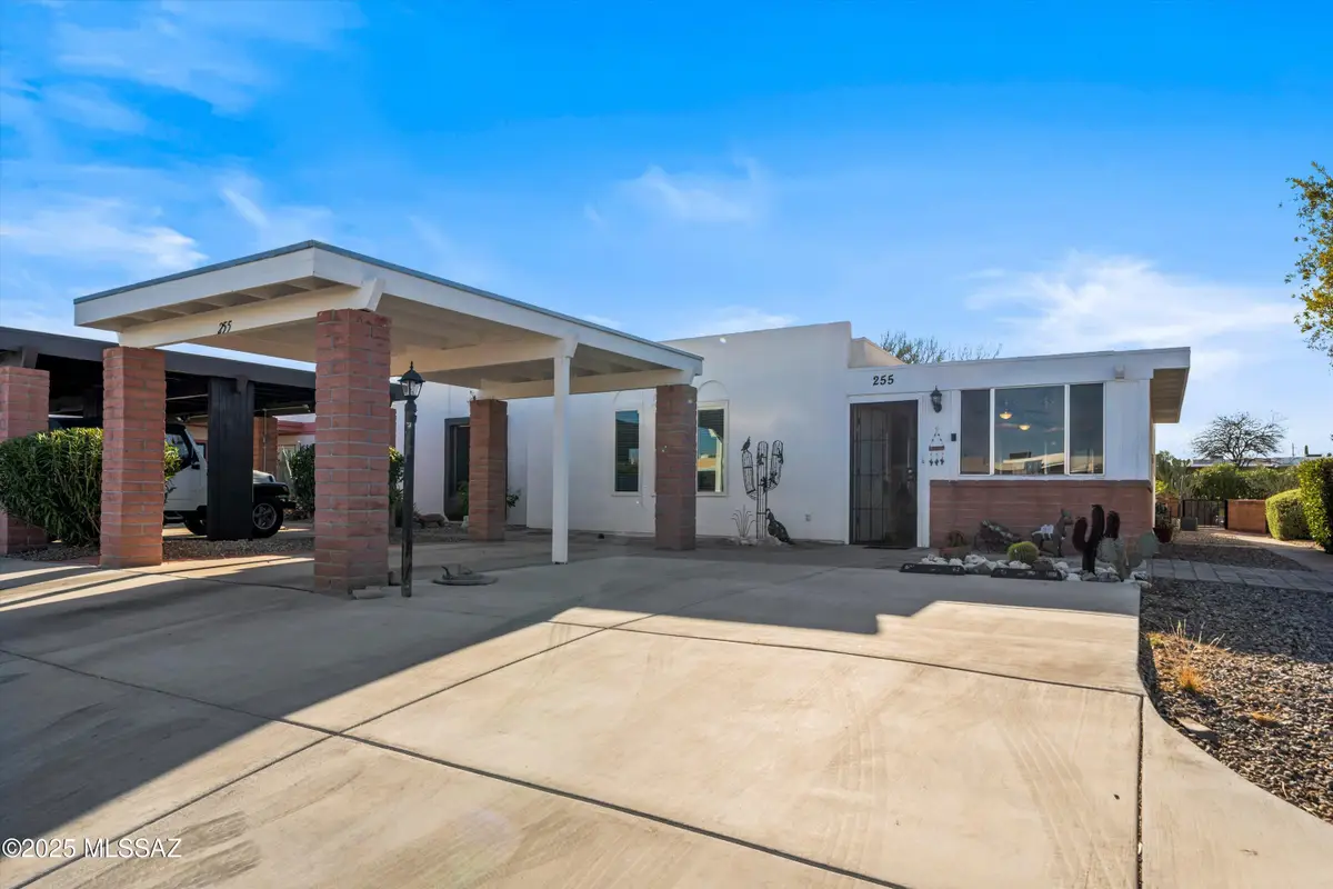 255 N Paseo De Los Conquistadores, Green Valley, AZ 85614 - #1