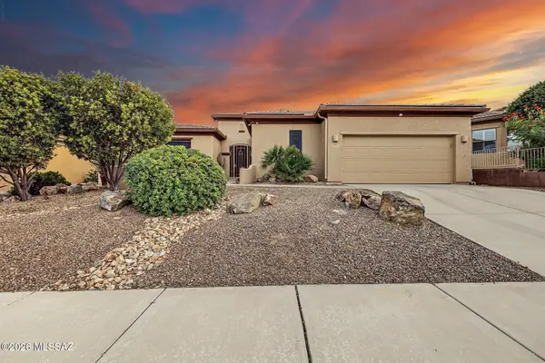 887 W Calle Artistica, Green Valley, AZ 85614