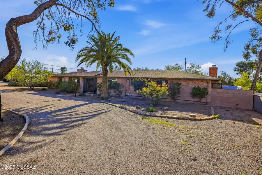 2621 N Swan, Tucson, AZ 85712 - #2