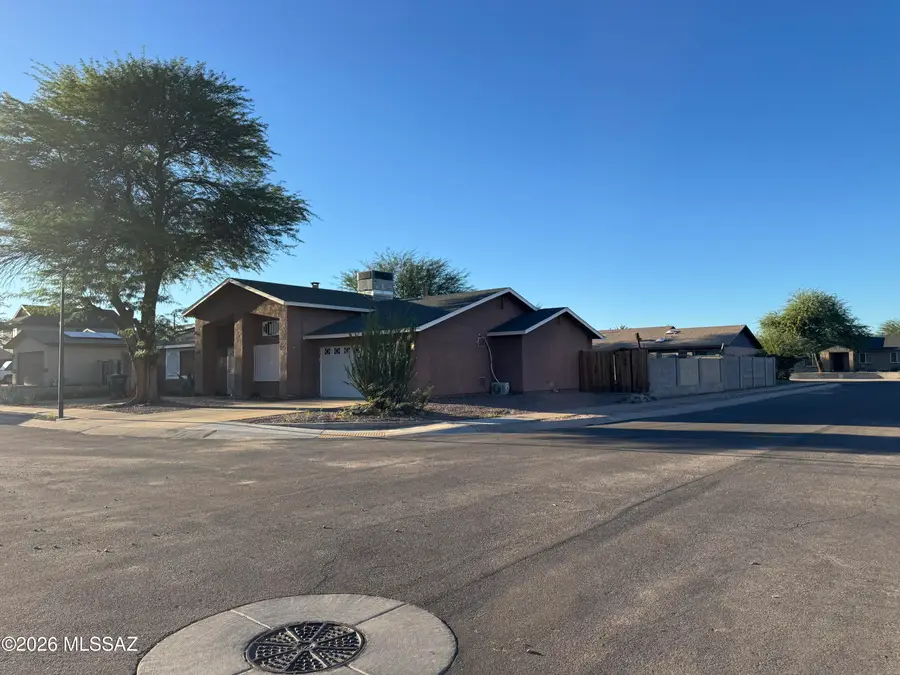 1750 W Mountain Oak, Tucson, AZ 85746 - #2