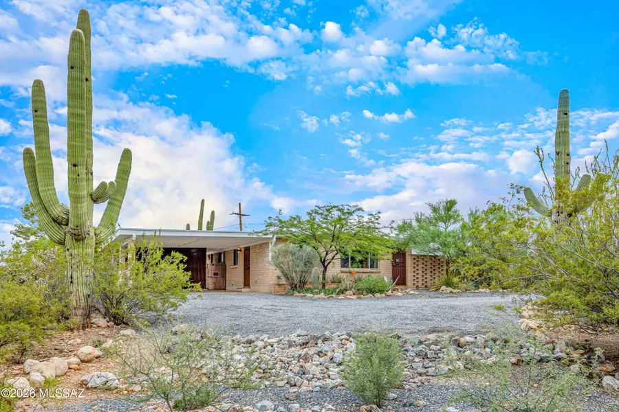 2402 W Wagon Wheel, Tucson, AZ 85745 - #3
