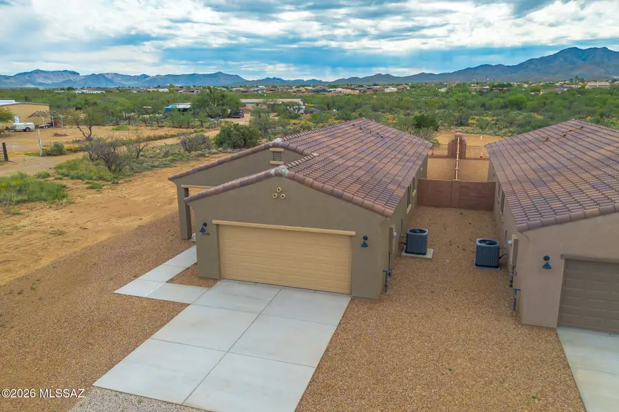 3194 E Andrada, Vail, AZ 85641 - #3