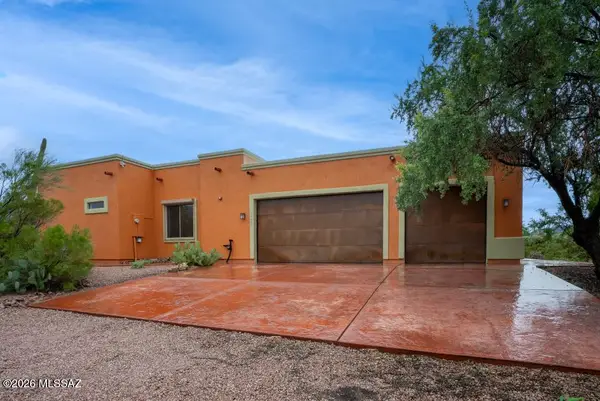 6450 N Desert View, Tucson, AZ 85743