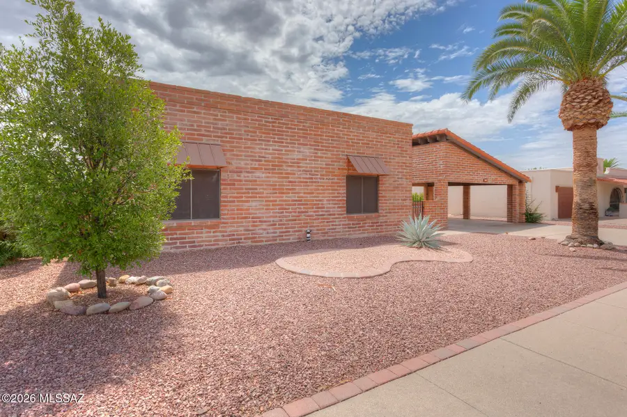742 N Abrego, Green Valley, AZ 85614 - #2