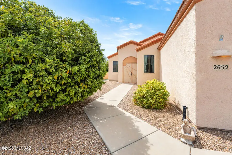 2652 S Falcon View, Tucson, AZ 85713 - #3