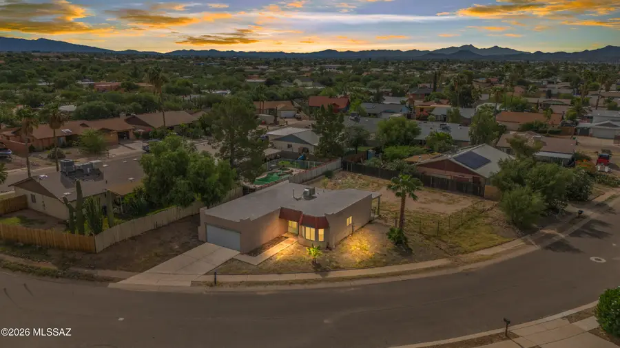8280 N Suwannee, Tucson, AZ 85741 - #2