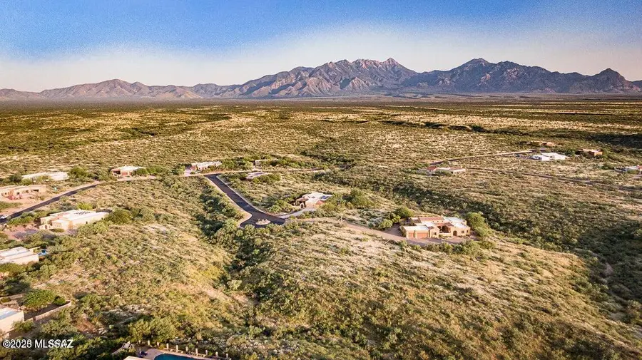 742 E Well Rock, Green Valley, AZ 85614 - #3