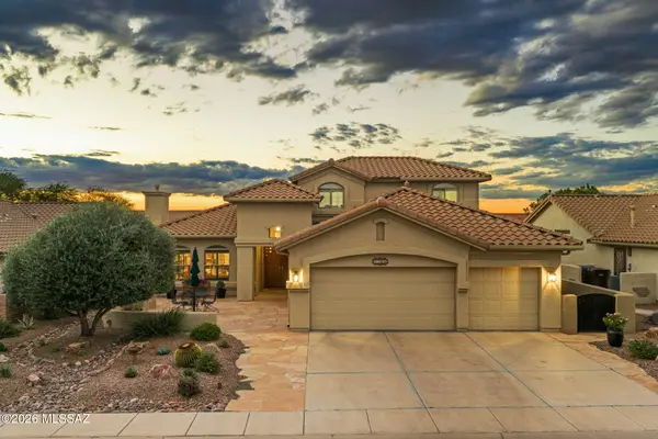 2501 E Bluejay Bluff, Green Valley, AZ 85614