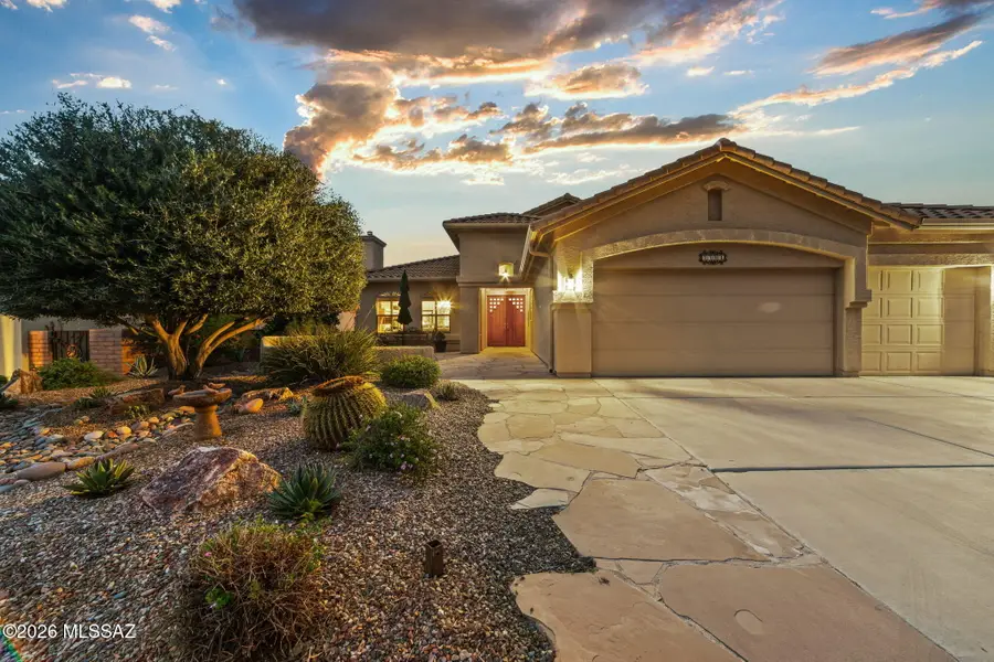 2501 E Bluejay Bluff, Green Valley, AZ 85614 - #2