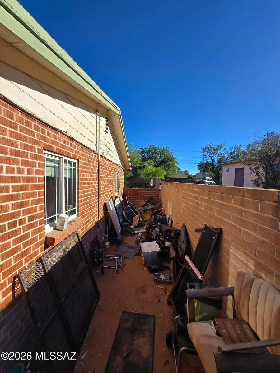 2252 E Grant, Tucson, AZ 85719 - #3