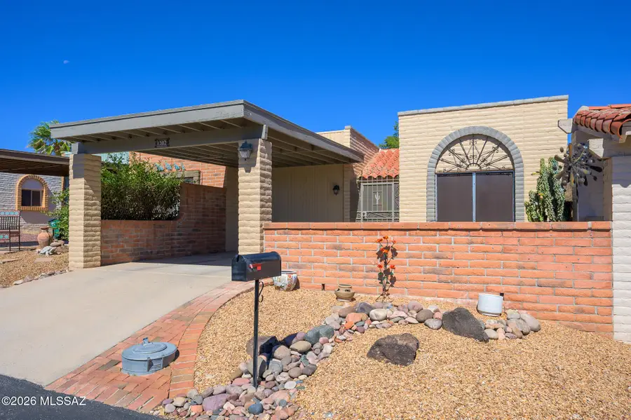 1382 W Camino Alicante, Green Valley, AZ 85622 - #2