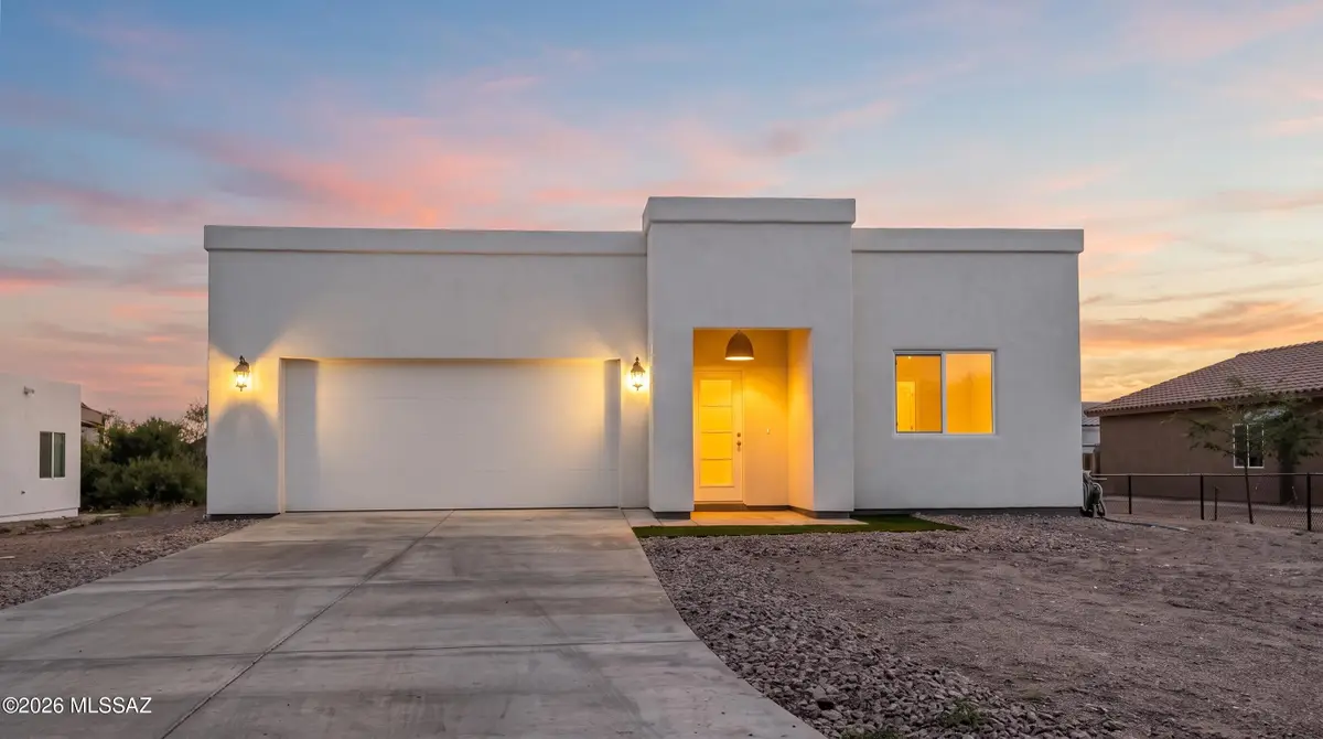 1921 Circulo Mexicali, Rio Rico, AZ 85648 - #1