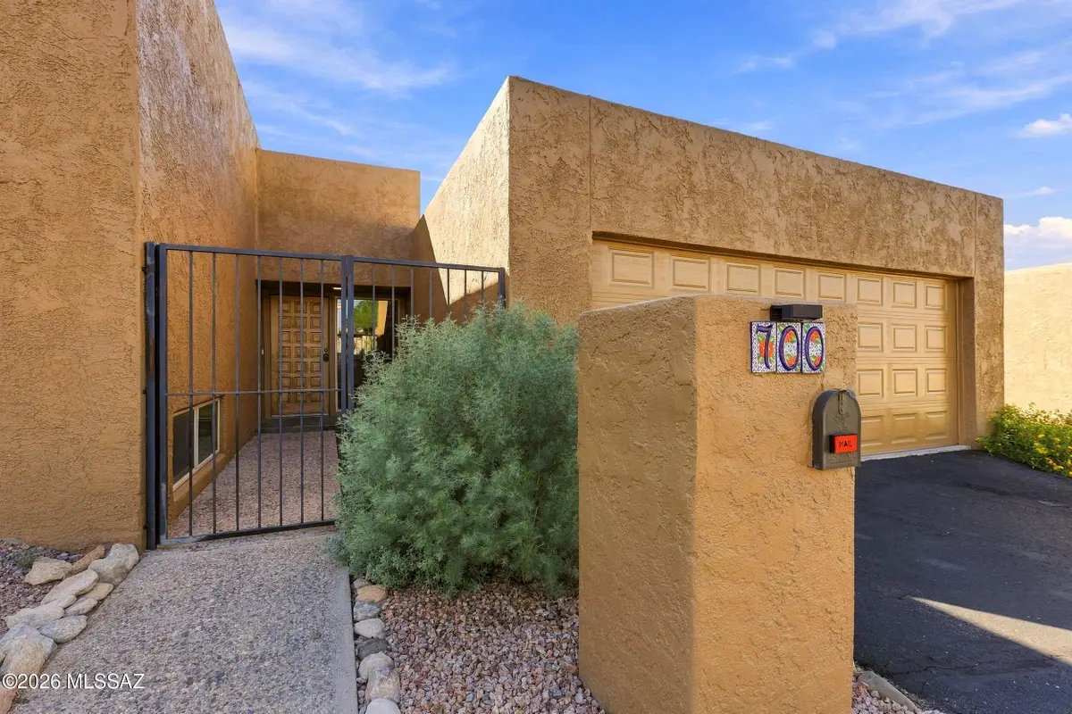 700 E Placita Leslie, Tucson, AZ 85718 - #1