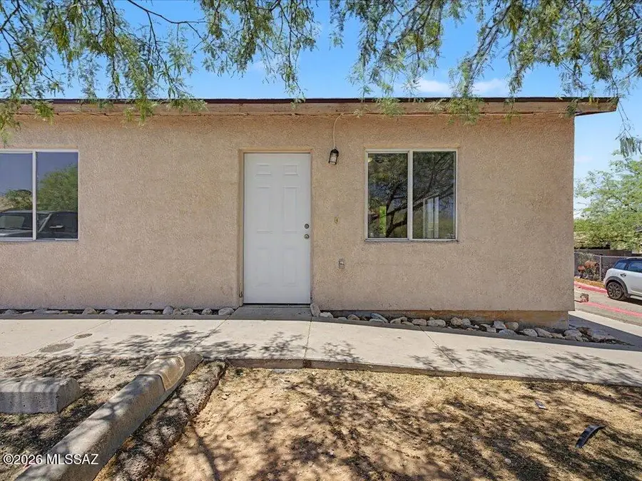 81 E Laguna, Tucson, AZ 85705 - #2