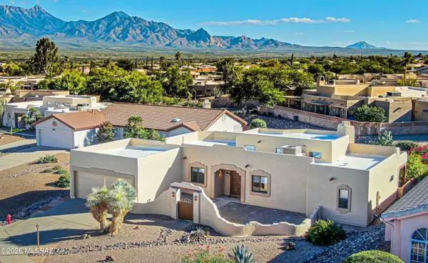1033 W Placita Agradable, Green Valley, AZ 85614