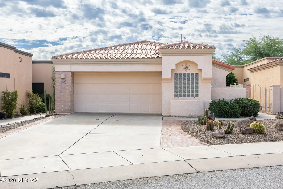 352 N Royal Bell, Green Valley, AZ 85614 - #1