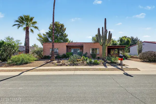 945 S La Higuera, Green Valley, AZ 85614