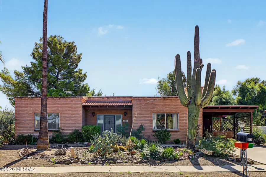 945 S La Higuera, Green Valley, AZ 85614 - #2