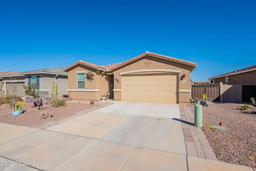 21388 E Charmaine, Red Rock, AZ 85145 - #2